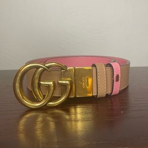 Authentic Reversible Gucci belt size 95